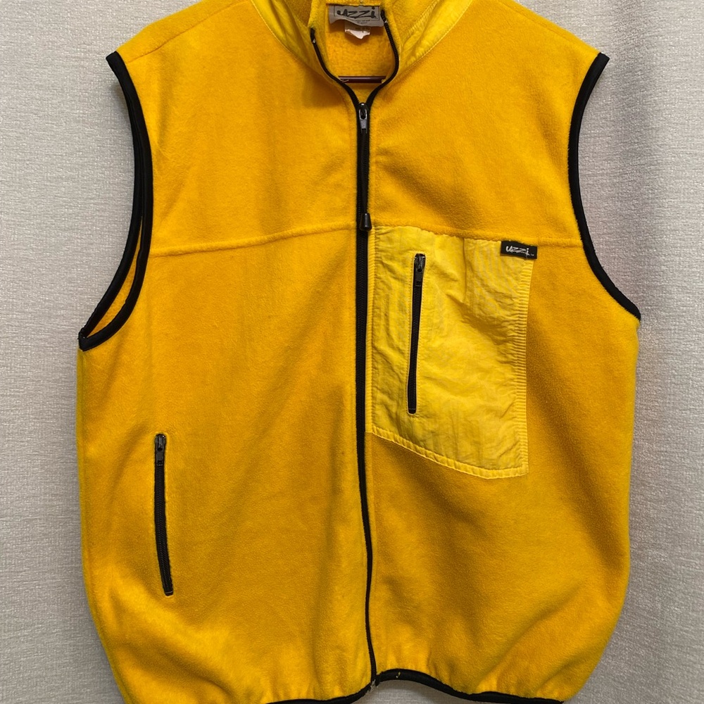 Uzzi Men's Vibrant Yellow Vest with Black Trim